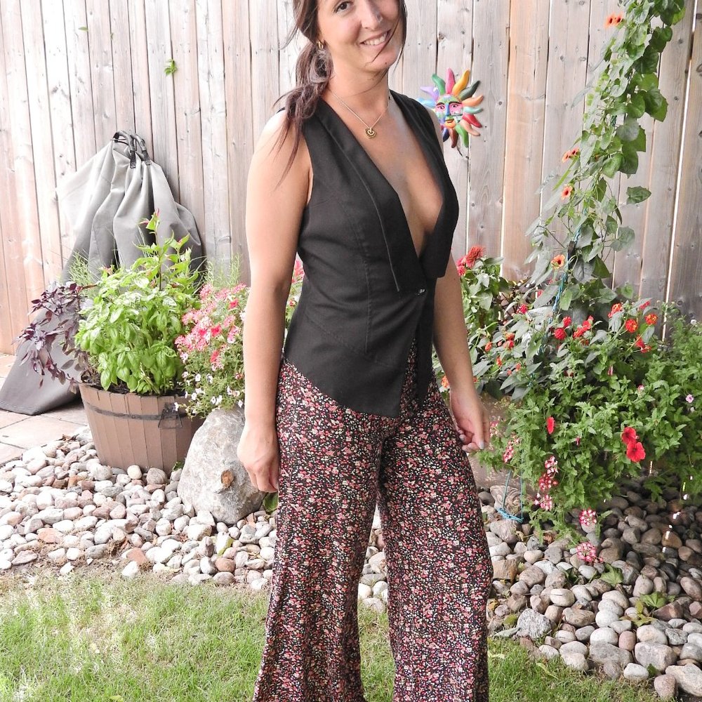 Loose floral pants